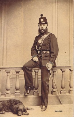 QOR officer with dog