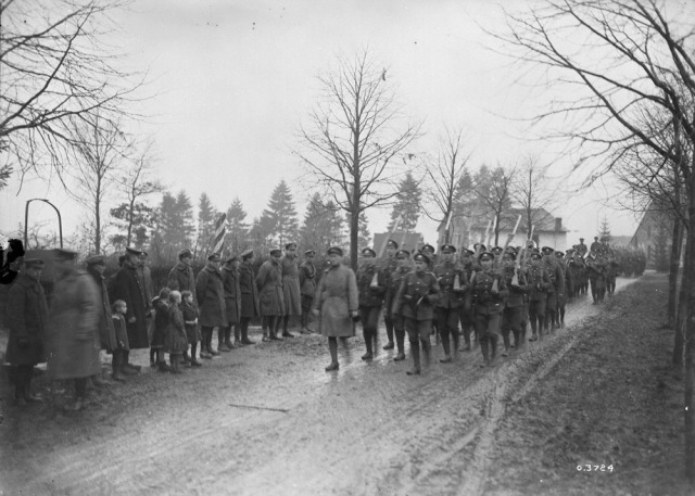 3rd Bn passing Border into Germany 4 Dec 1918