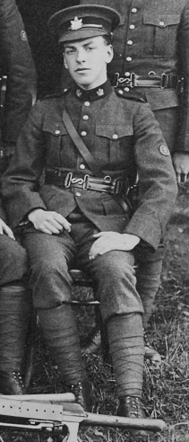 Stretcher barrer closeup